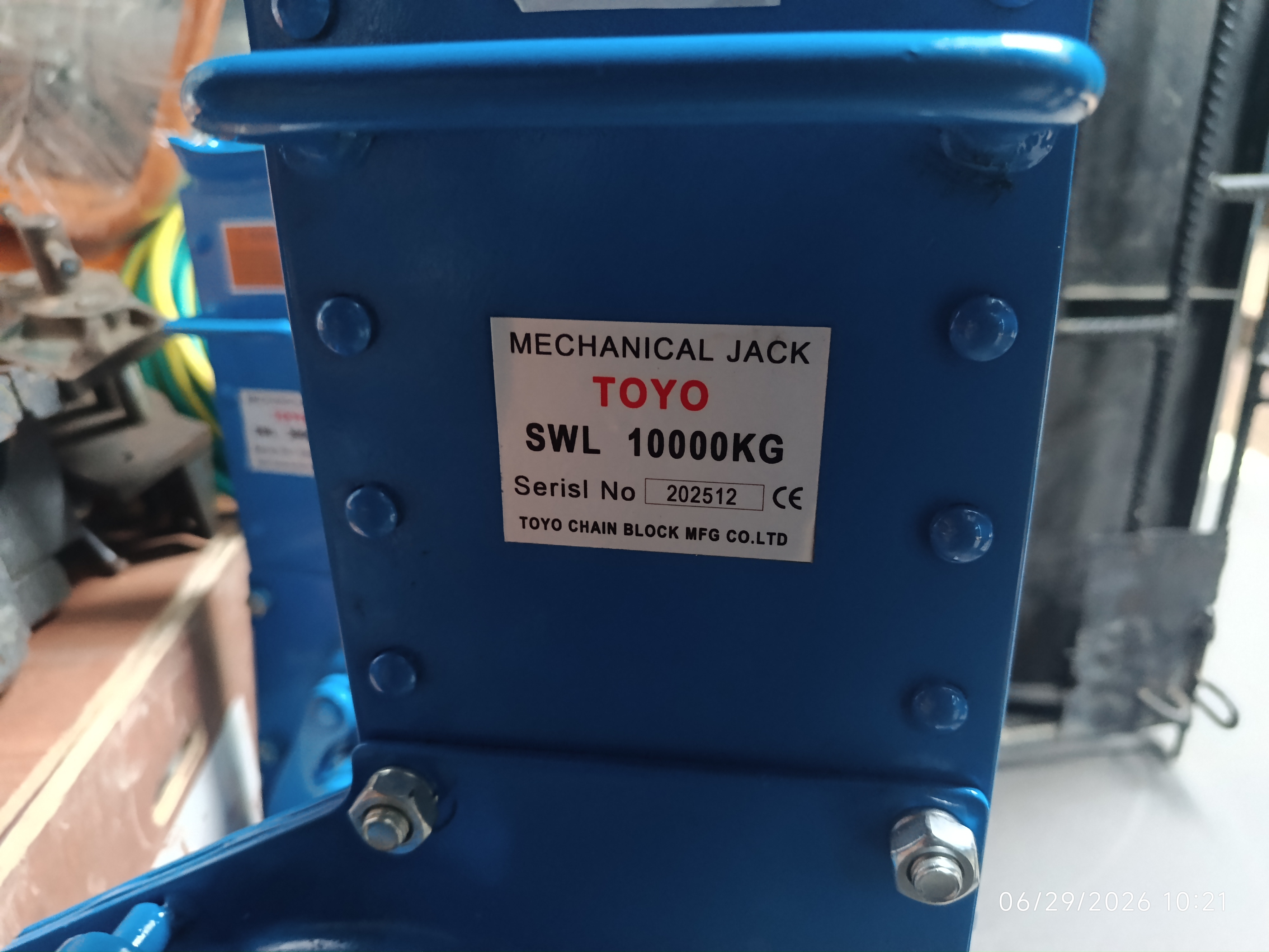 TOYO 10,000 kg (10-Ton) Mechanical Steel Jack