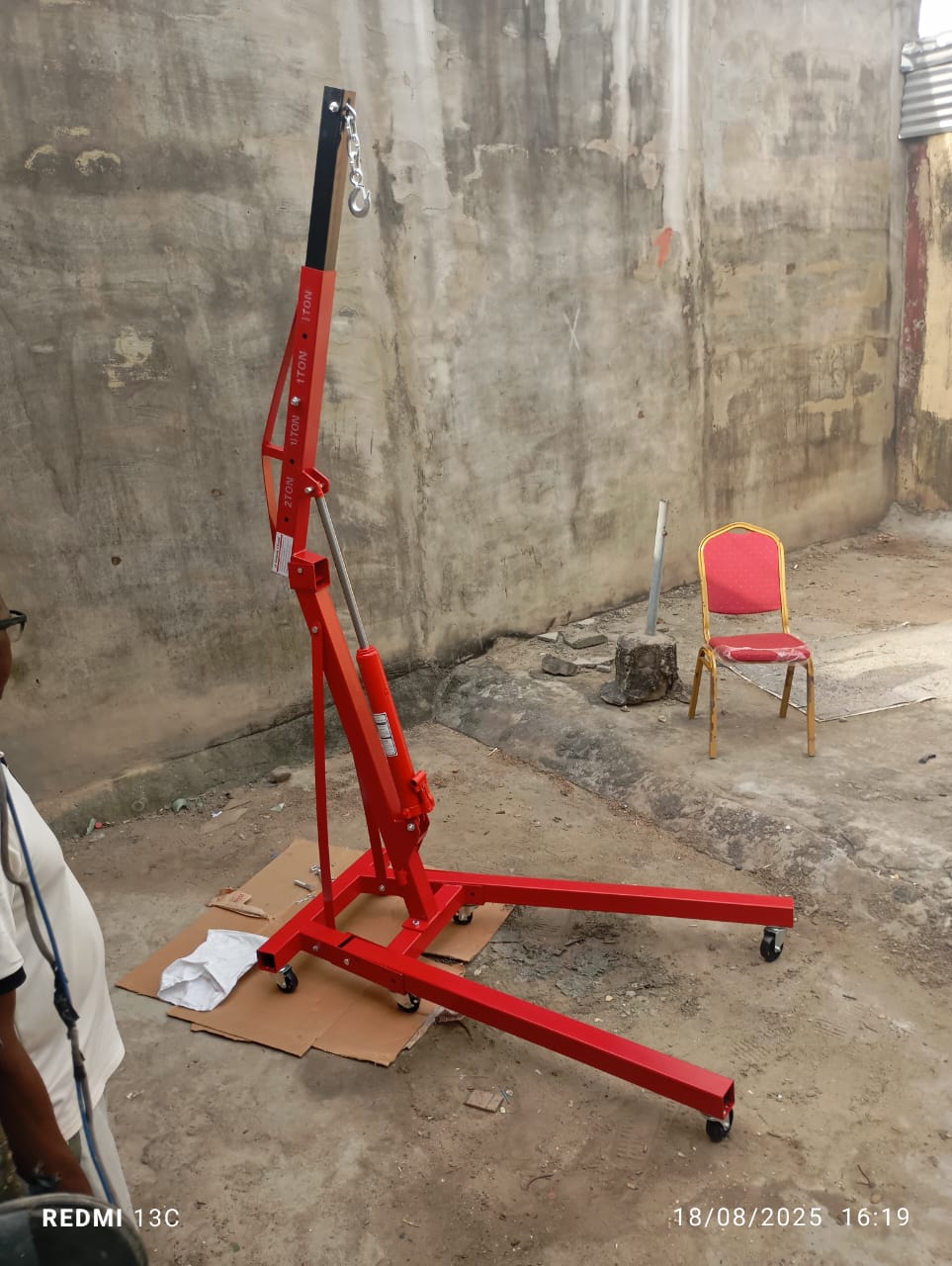 2-ton portable hydraulic engine crane