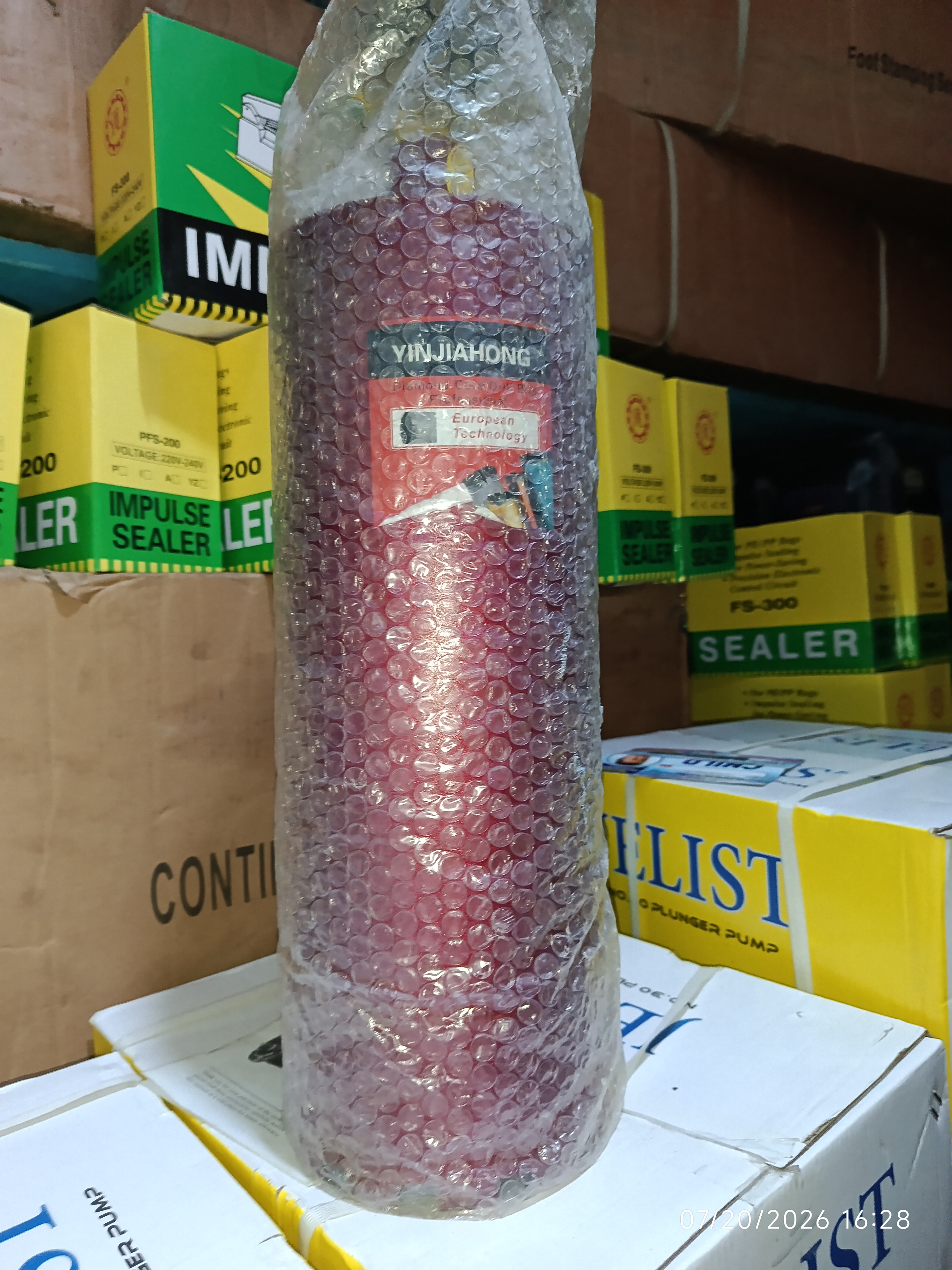 152 mm (6-inch) diamond core drilling bit