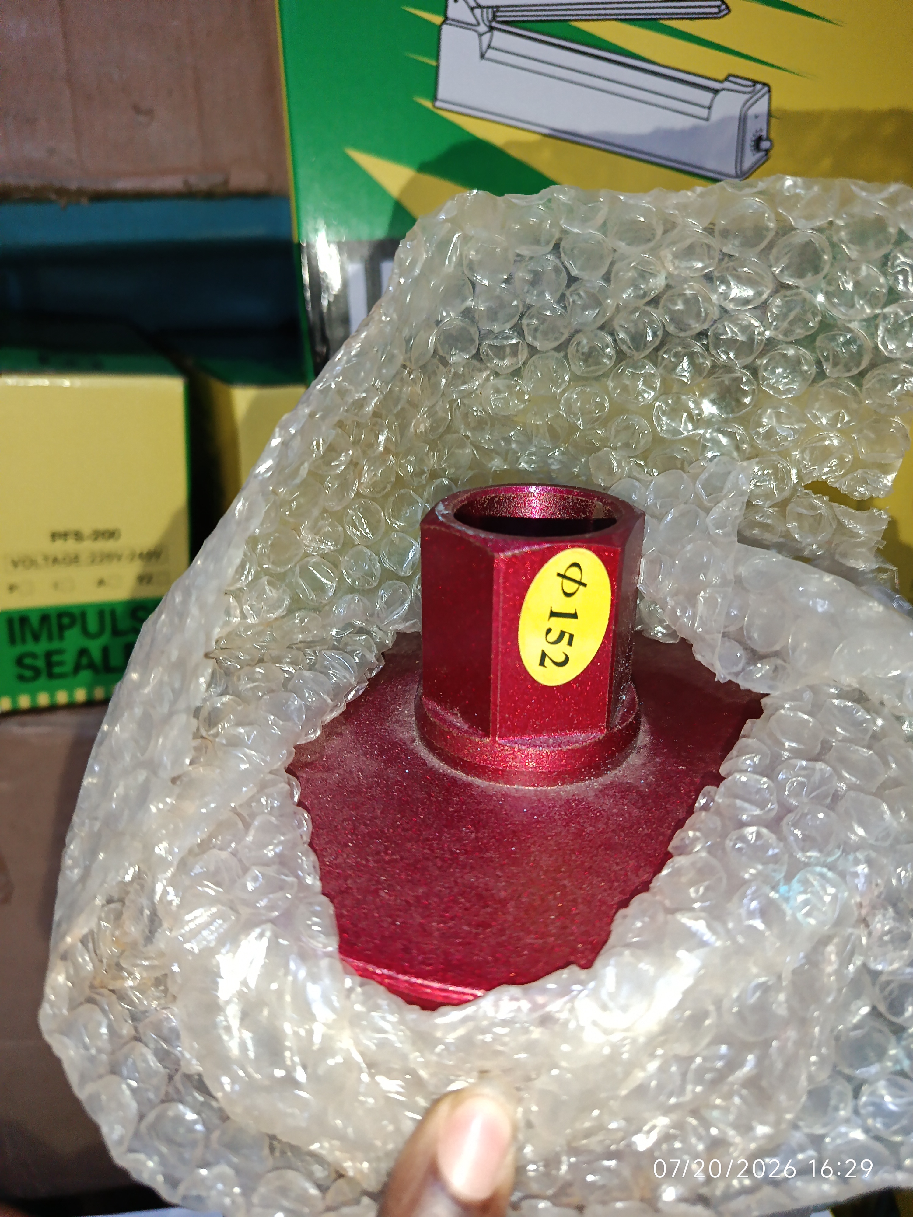 152 mm (6-inch) diamond core drilling bit
