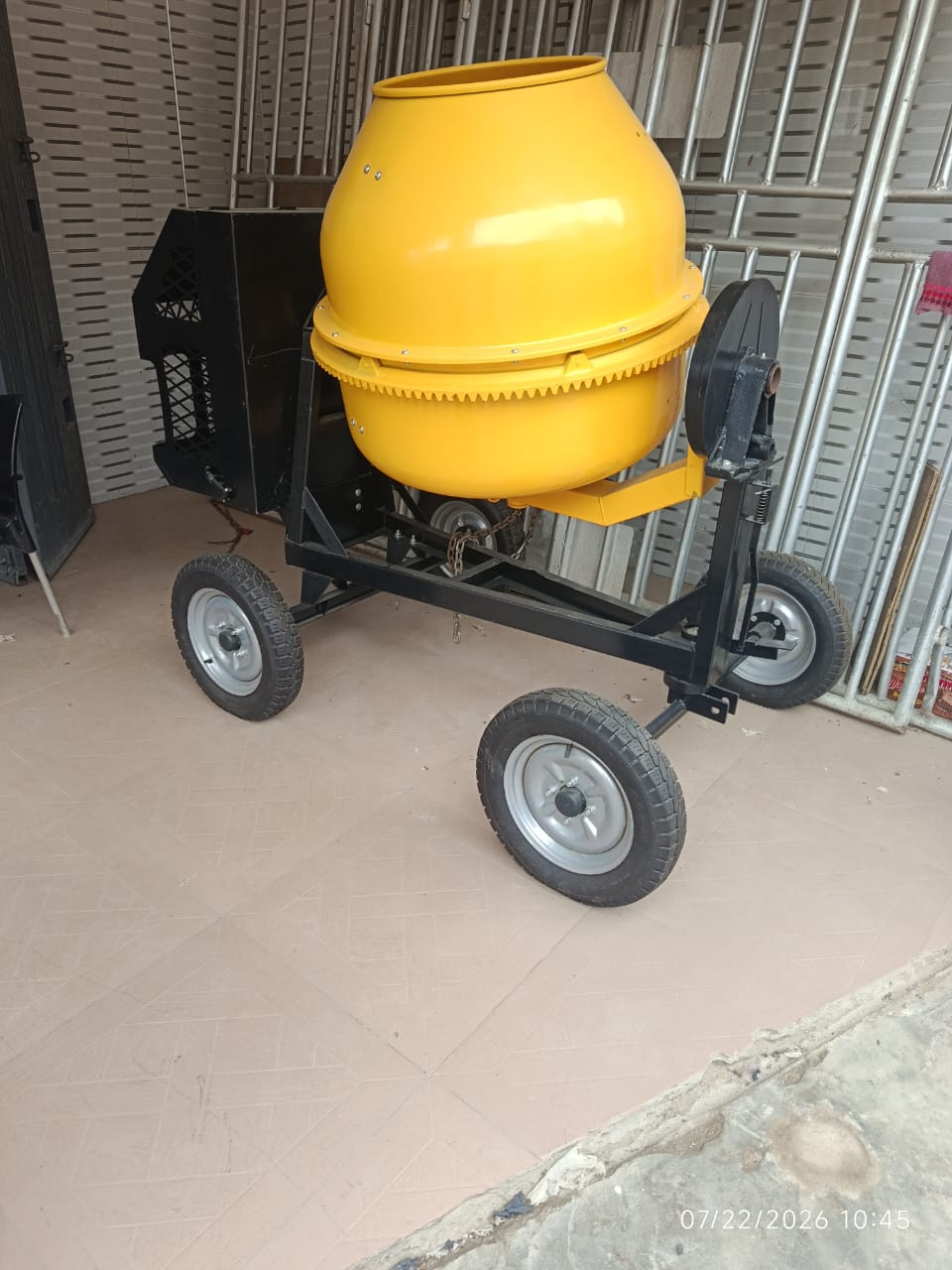 400 Liters Tilting-Drum Concrete Mixer