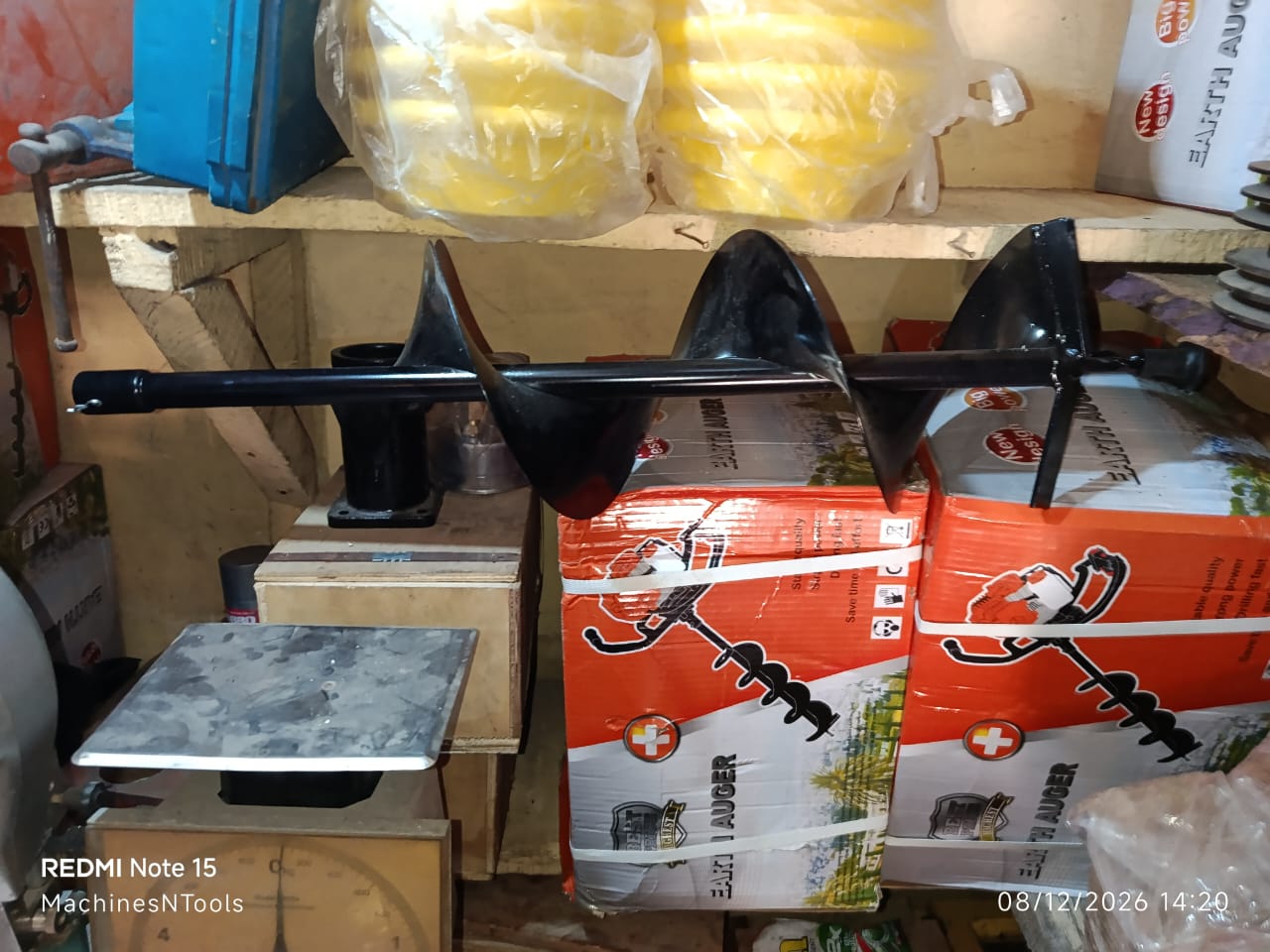 Handheld Earth Auger
