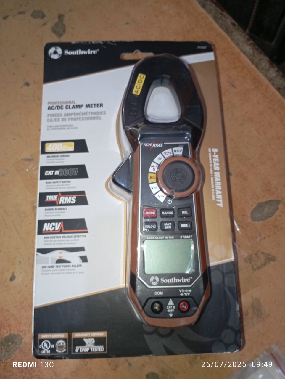 Southwire 21550T Professional AC/DC Clamp Meter