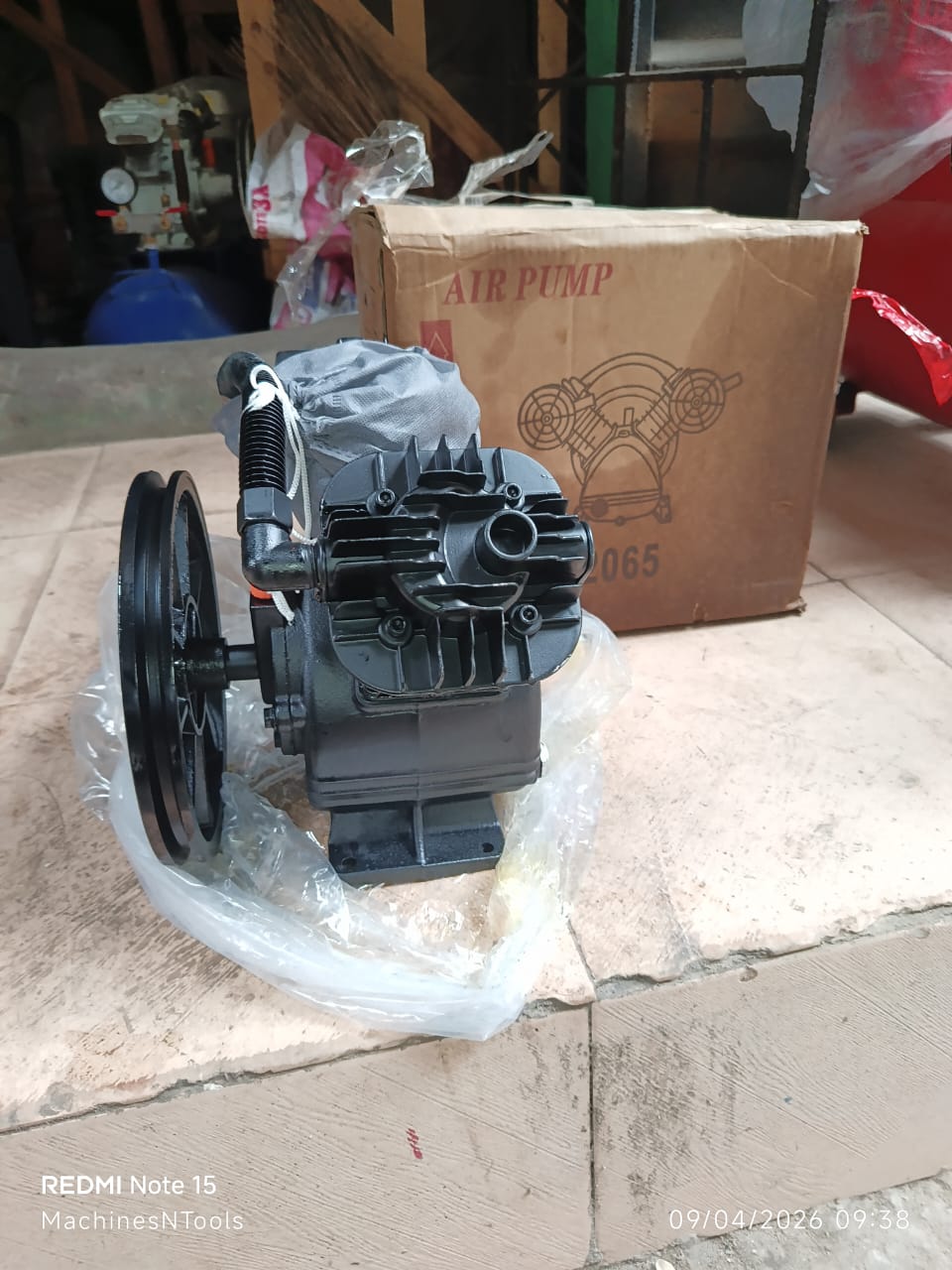 M12 V-Twin Cylinder Heavy-Duty Replacement Air Compressor Pump