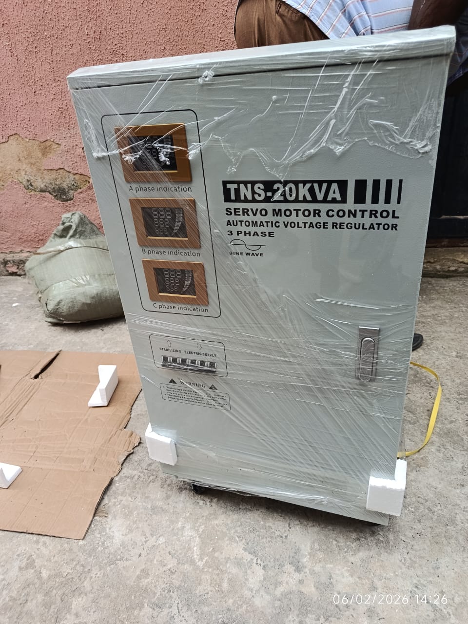 TNS-20KVA Servo Motor Control Automatic Voltage Regulator 3 Phase