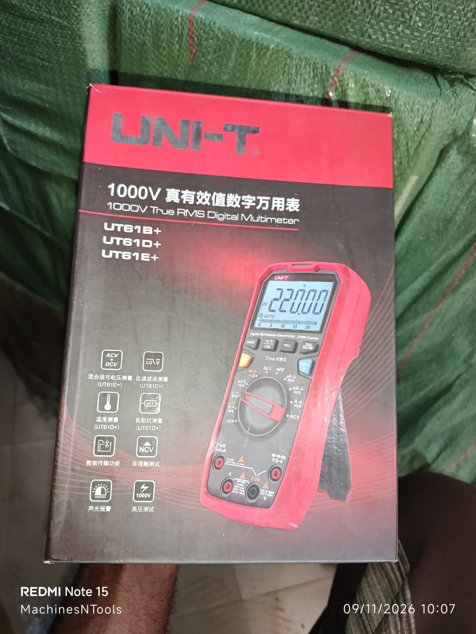 UNI-T UT61B+ True RMS Digital Multimeter