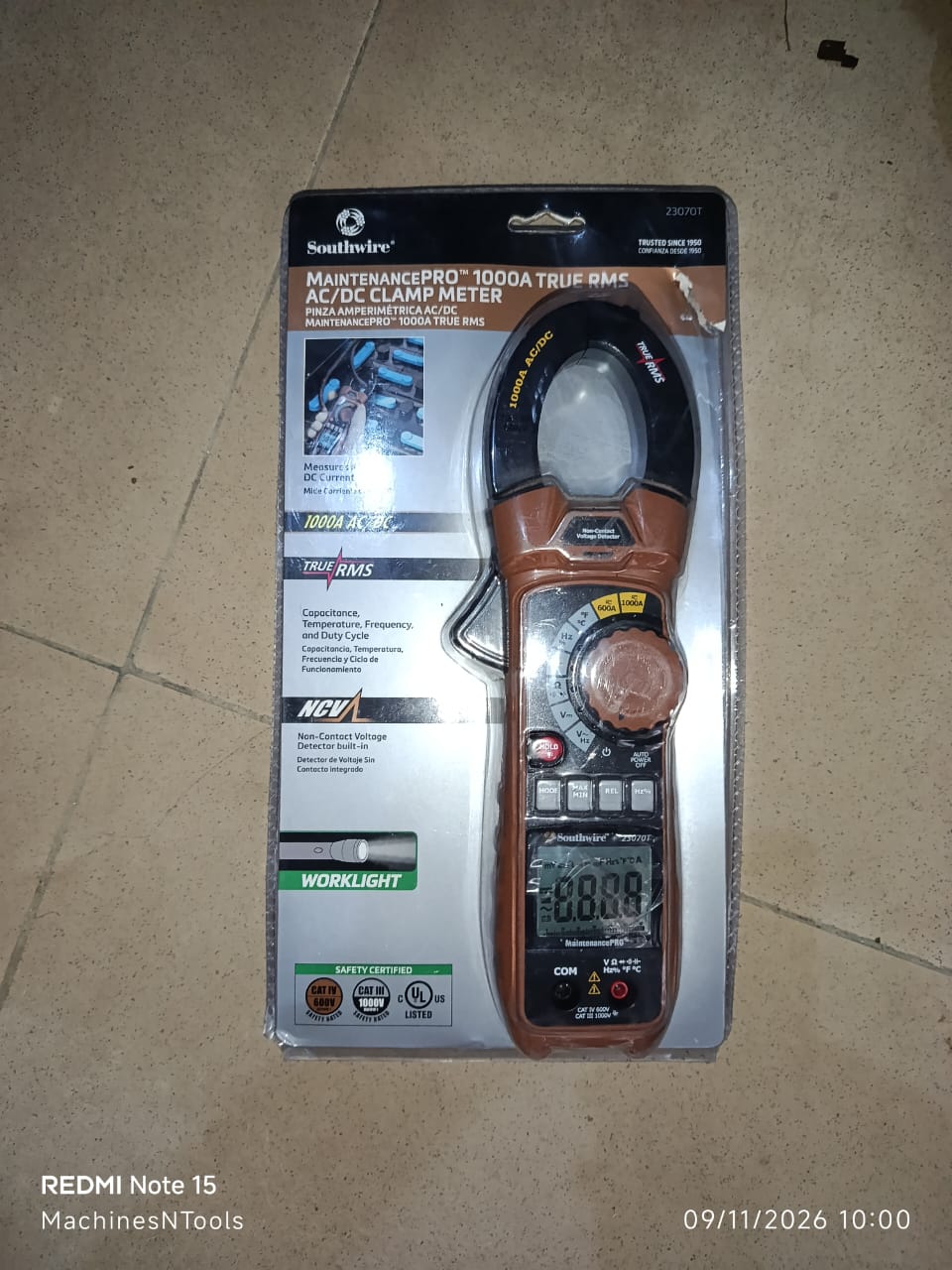 Southwire MaintenancePRO 23070T 1000A True RMS AC/DC Clamp Meter