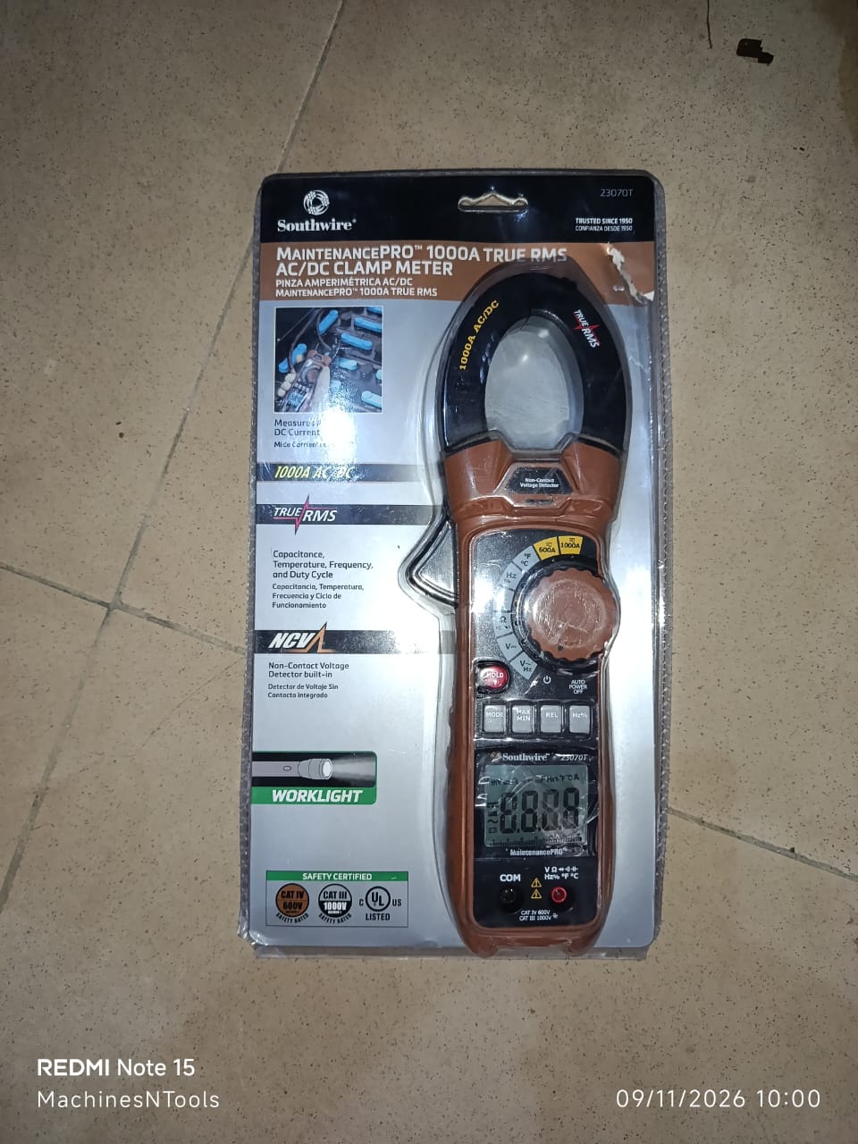 Southwire MaintenancePRO 23070T 1000A True RMS AC/DC Clamp Meter